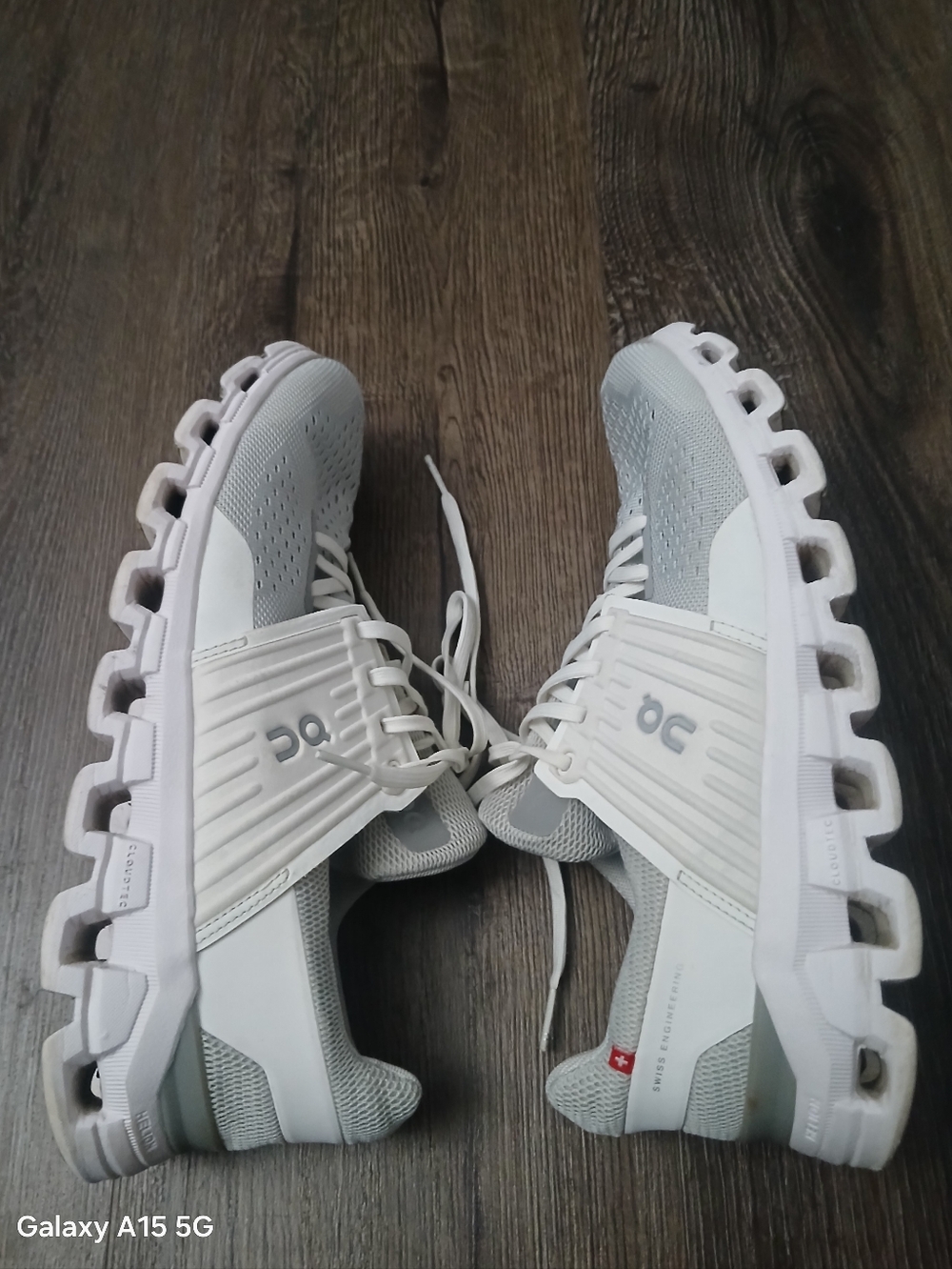 On Running Cloudswift Glacier White Grey colorway Size 8.5 - Picture 6 of 10